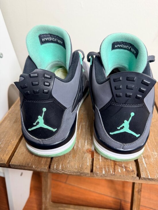 Air Jordan 4 Retro Green Glow (2016) main image 5